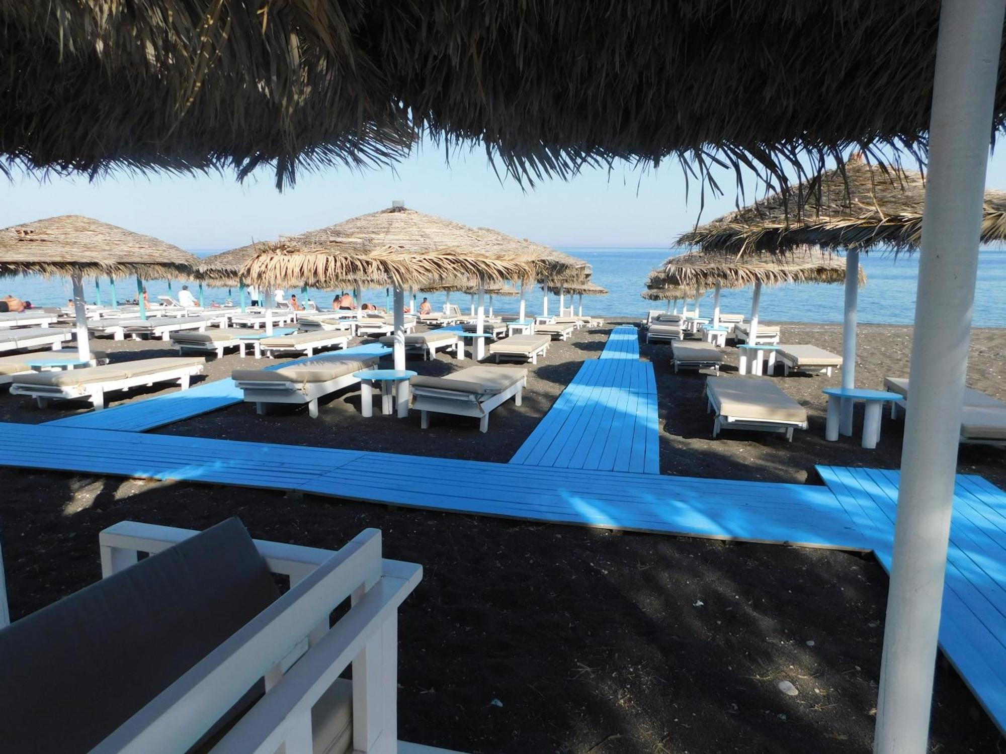 Happy Fish Rooms- Beachfront Perissa  Ngoại thất bức ảnh